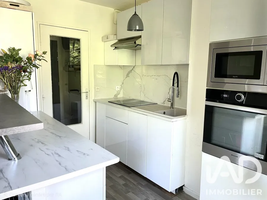 Appartement à Éragny (95610) photo 3