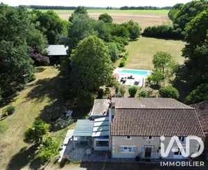 Park home in Saint-Secondin (86350)