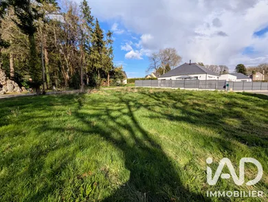 Land in Saint-Just (35550)