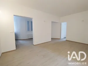Apartment in Paris (75018)