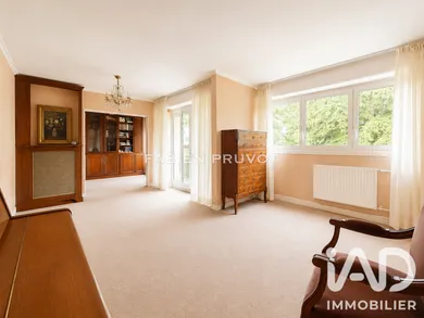 Apartment in Pontoise (95300)