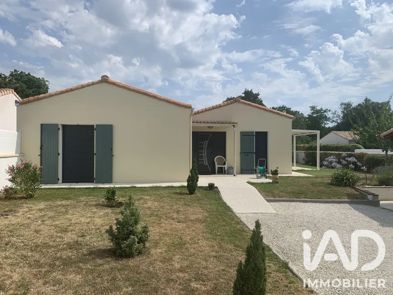 Maison 4 pièces 120 m² · à Breuillet · 120 m² · 399 000 €