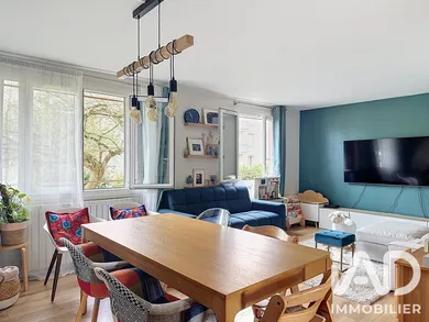 Appartement à Le Mesnil-le-Roi (78600)