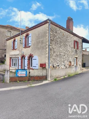 House in Saint-Martin-des-Noyers (85140)