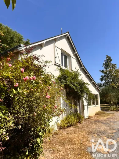 Maison de campagne à Saint-Léger-de-Linières (49170)