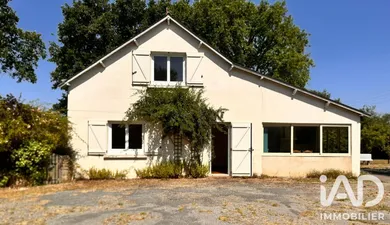 Maison de campagne à Saint-Léger-de-Linières (49170)