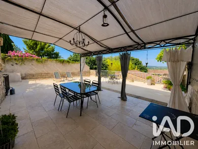 Maison de village à Sanilhac-Sagriès (30700)