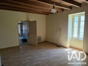 Maison de village à Bazoges-en-Pareds (85390)