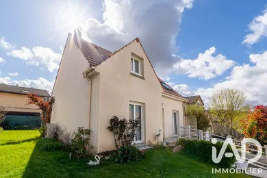 Maison traditionnelle à Champs-sur-Marne (77420)