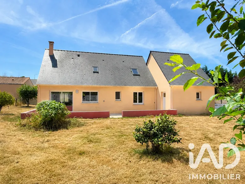 Maison 7 pièces 128 m² · à Carquefou · 127,5 m² · 355 000 €