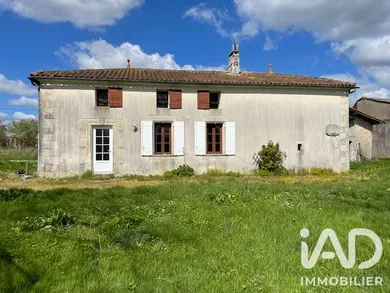 Maison à Réaux (17500)