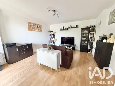 Appartement à Bussy-Saint-Georges (77600)