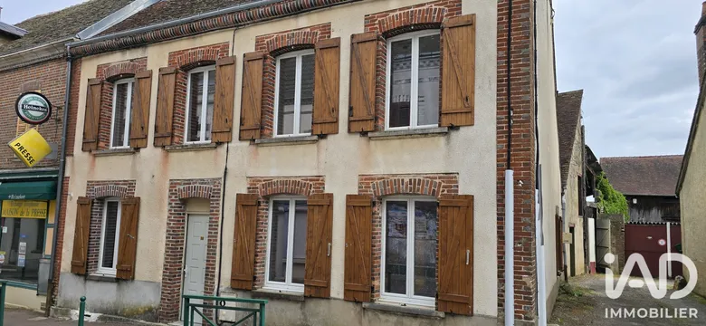 Maison 5 pièces 120 m² · à Champignelles · 120 m² · 97 000 €