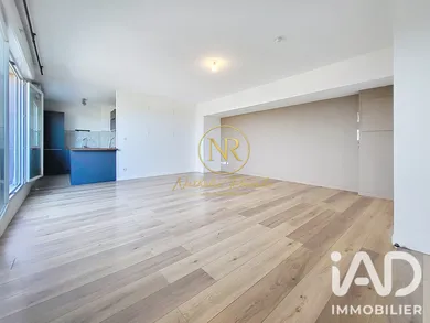 Appartement à Bordeaux (33100)