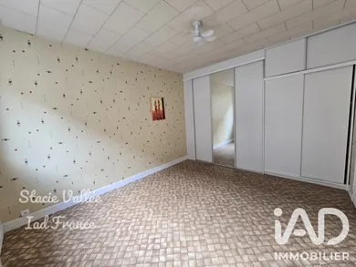Studio à Elbeuf (76500)