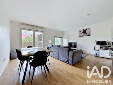 Apartment in Nantes (44100)