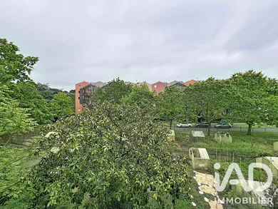 Apartment in Nantes (44100)