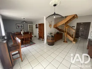 Maison traditionnelle à Cholet (49300)