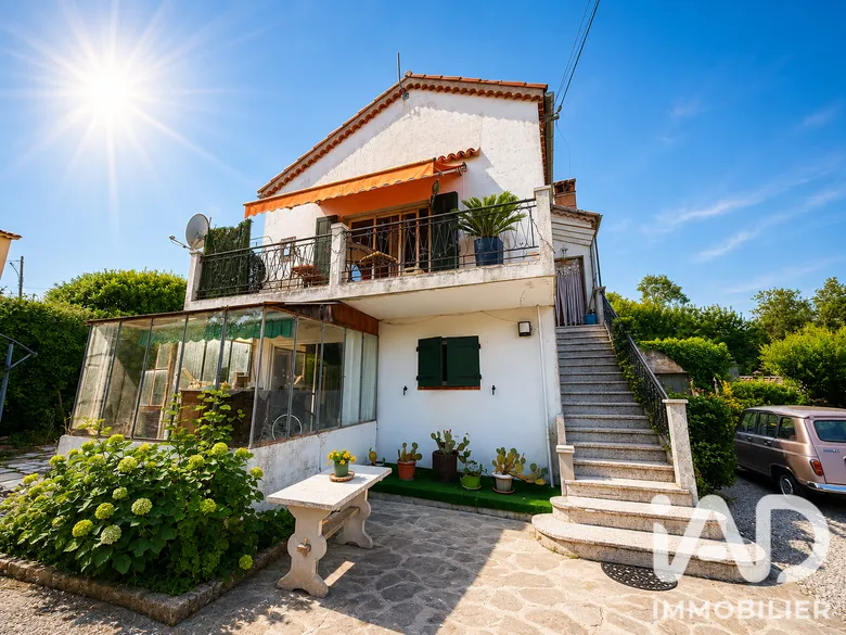 Maison 6 pièces 126 m² · à Valbonne · 126 m² · 875 500 €