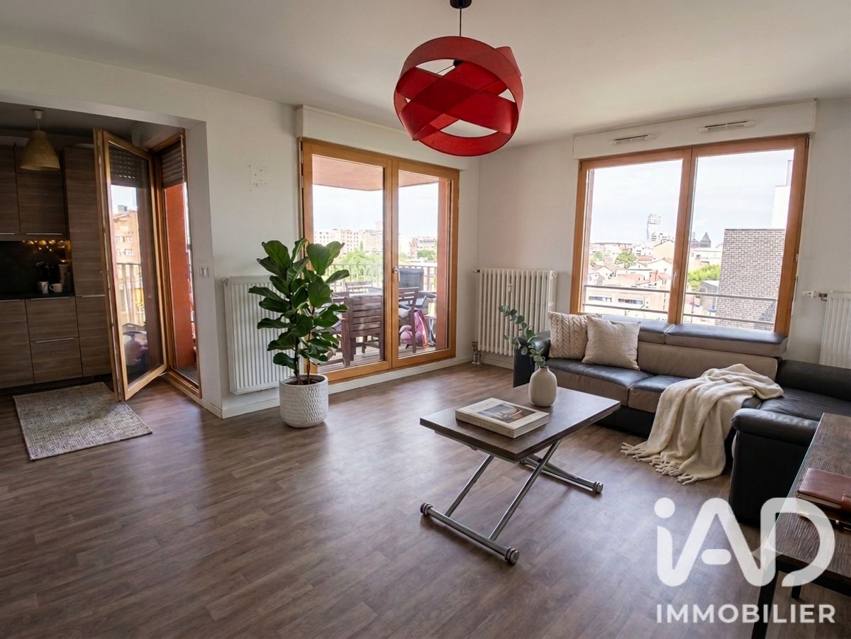 Appartement 3 pièces de 65 m² à Ivry-sur-Seine (94200)