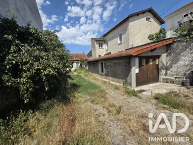 House in Bobigny (93000)