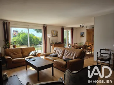 Maison traditionnelle à Messy (77410)