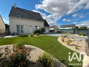 Maison de village à Saunay (37110)