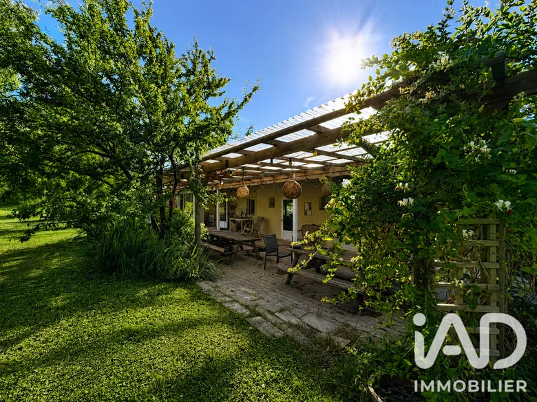 Maison 10 pièces 234 m² · à Malaucène · 234 m² · 649 000 €