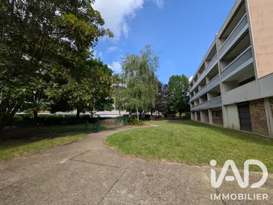 Appartement à Cergy (95000)