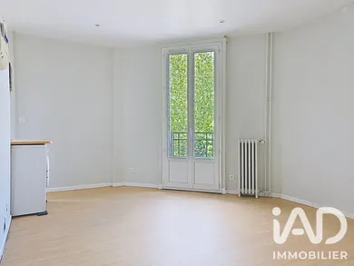 Apartment in Maisons-Alfort (94700)