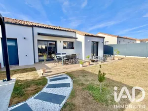 Pavillon à Boufféré (85600)