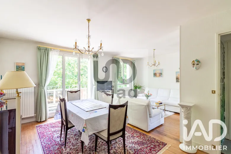 Appartement 3 pièces 53 m² · à Rueil-Malmaison · 52,8 m² · 290 000 €