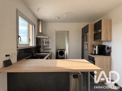 House in Chaleins (01480)