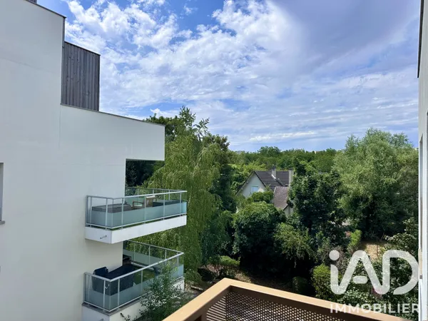 Appartement à Éragny (95610) photo 2