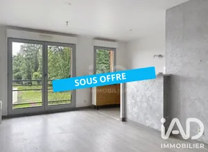 Apartment in Arques-la-Bataille (76880)