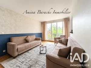 Apartment in Paris (75020)
