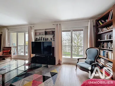 Apartment in Antony (92160)