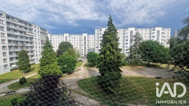 Apartment in Le Pont-de-Claix (38800)