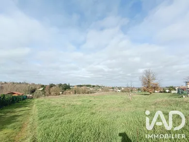 Terrain à Thouars (79100)