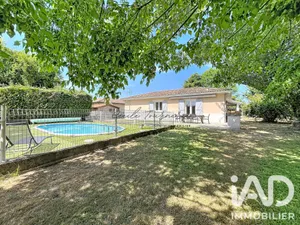 House in Val de Virvée (33240)