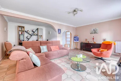 Detached house in Chelles (77500)