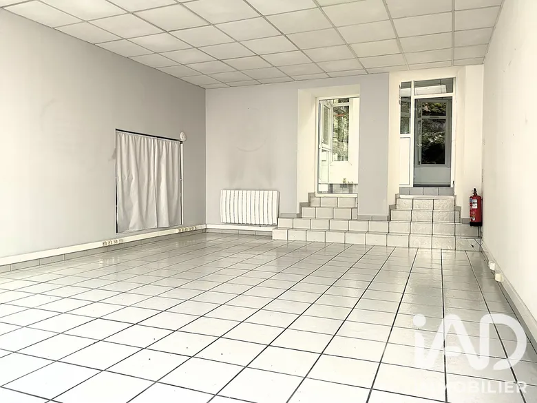 Murs commerciaux à Quimper (29000) · 52,7 m² · 66 000 €