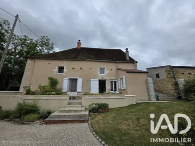 Maison à Corvol-d'Embernard (58210)