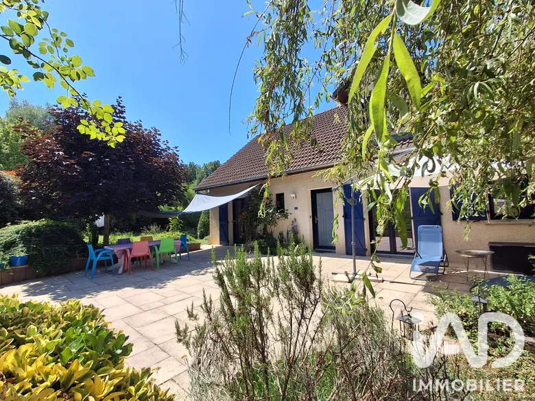 Maison 6 pièces 152 m² · à Avanne-Aveney · 152 m² · 360 000 €