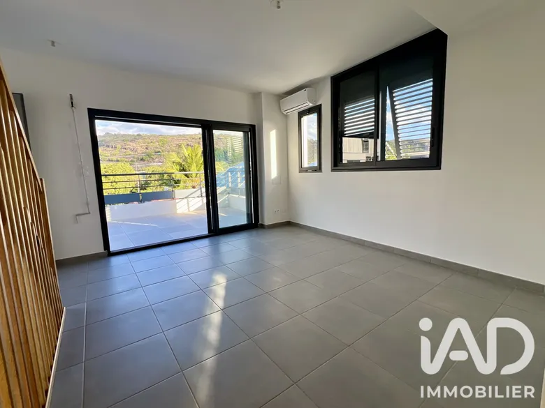 Appartement 4 pièces 74 m² · à Saint-Paul · 74 m² · 1 600 €