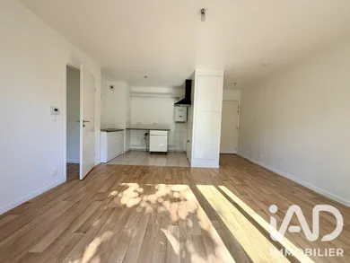 Apartment in Melun (77000)