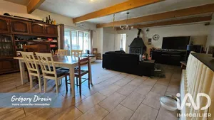 Maison traditionnelle à Auxy (45340)