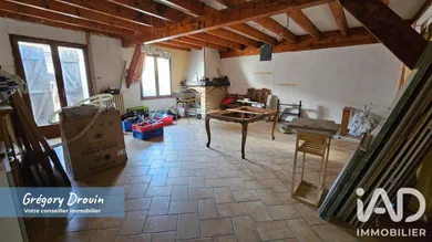 Maison traditionnelle à Auxy (45340)