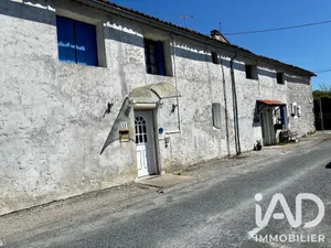 Maison de village à L'Éguille (17600)
