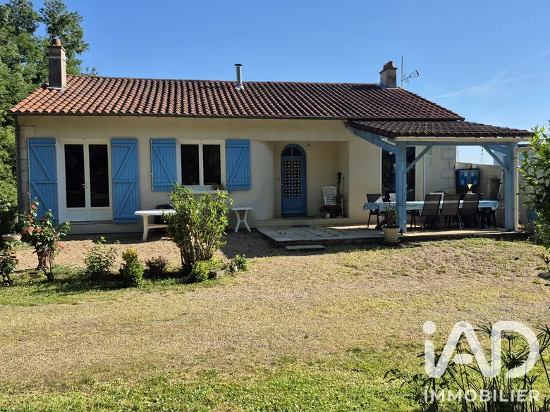 Maison 4 pièces 107 m² · à La Crèche · 107 m² · 229 900 €